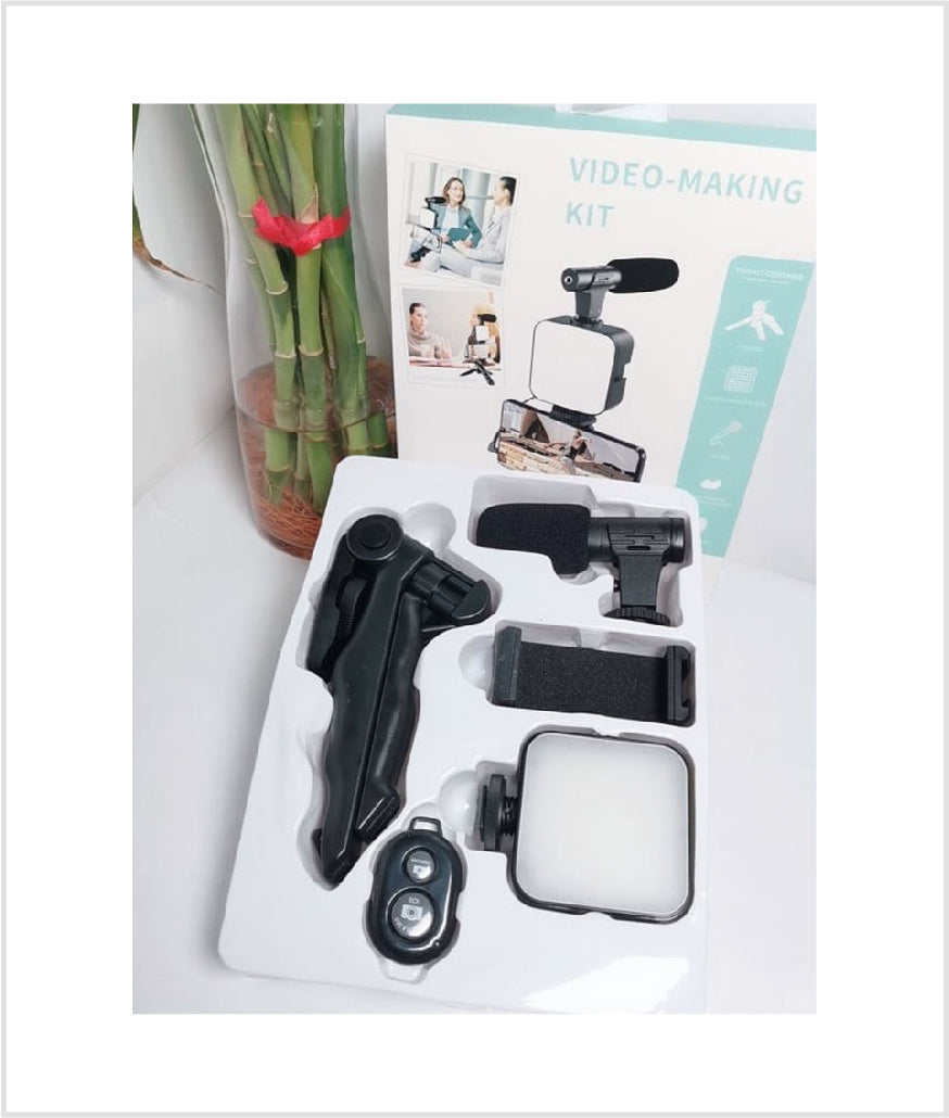Video Making Kits Shooting Photography Suit with Microphone LED Fill Light Mini Tripod